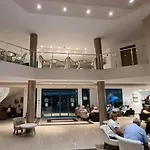 ホテル Sineva 4*