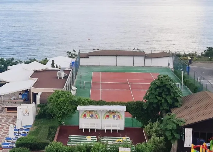 Hotel Sineva 4*